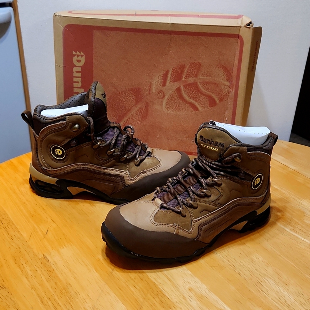Dunham Cloud Trail Womens Boots